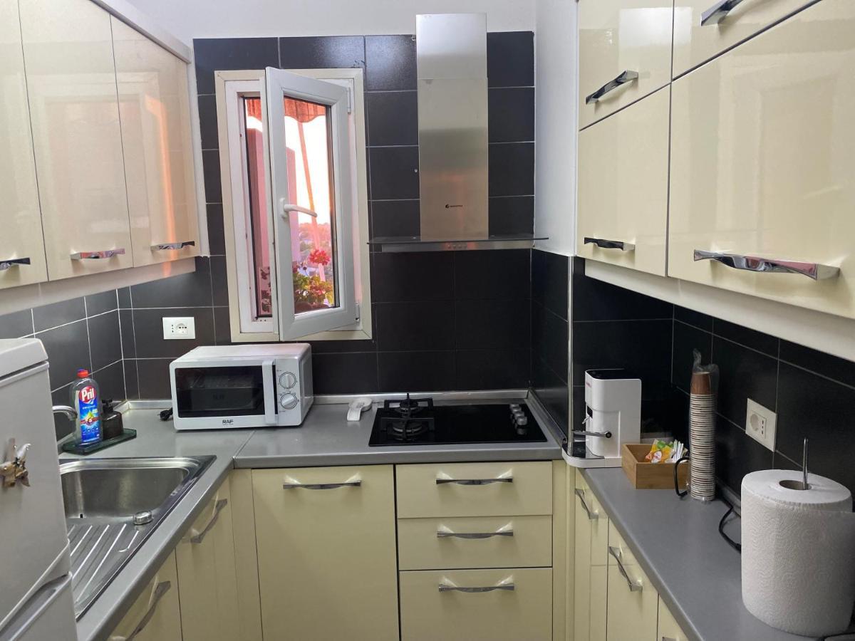 Casa Di Besarb Apartamento Shkodër Exterior foto